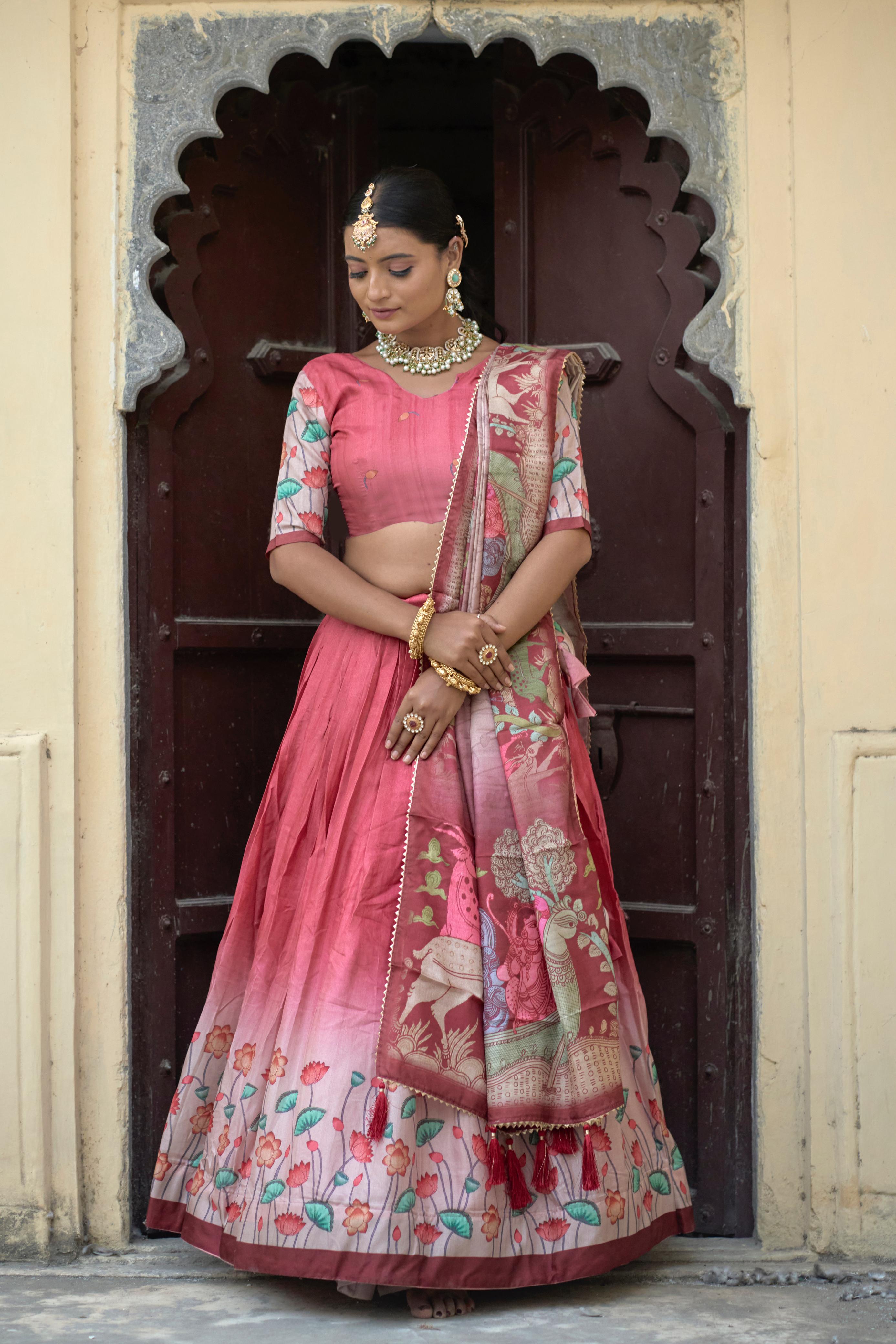 Arresting Pink Pure Manipuri Silk Printed Lehenga Choli Set - Ethnicwish