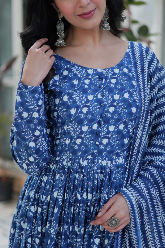 Elegant Pure Cotton Suit Set Full Sleeves With Matching Dupatta - ETHNICDEAL