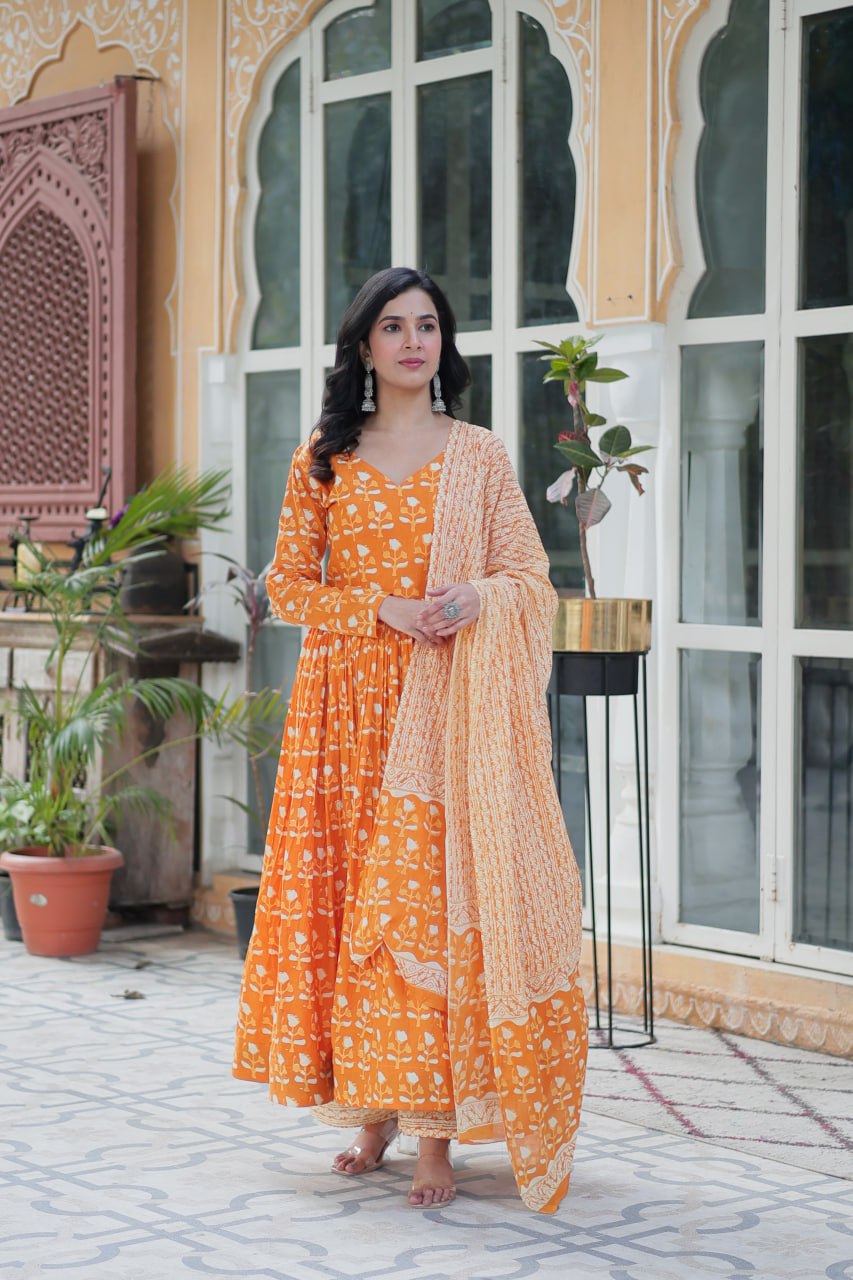Graceful Pure Cotton 3-Piece Suit Set - ETHNICDEAL