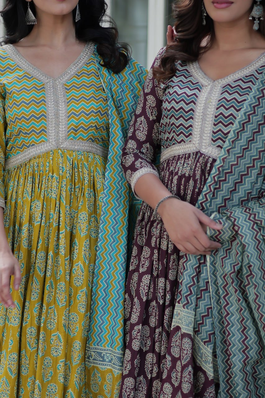 Arresting Pure Cotton 3-Piece Suit Set - ETHNICDEAL