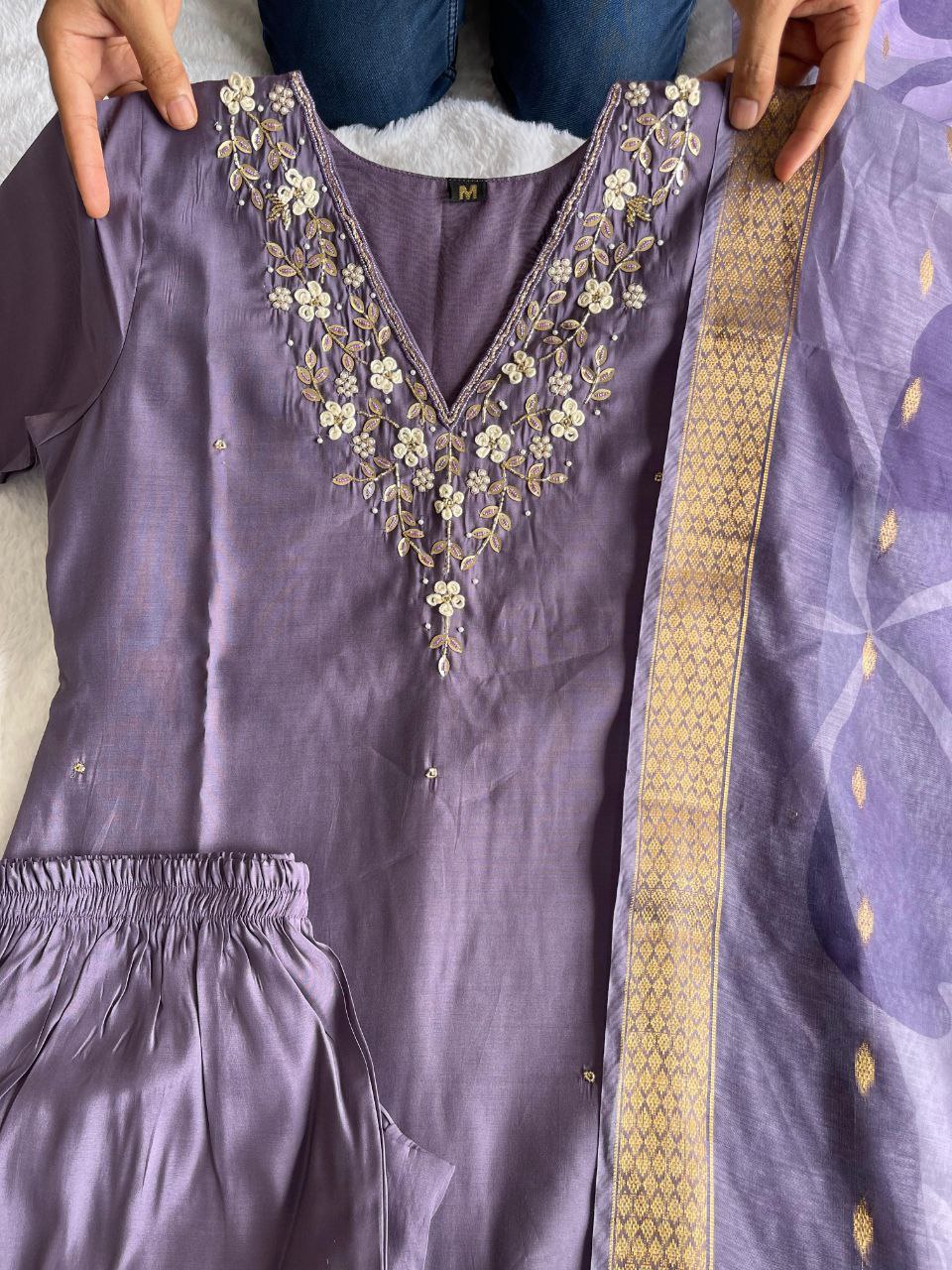 Splendid Light Lavender Roman Silk Handworked Kurta Pant Dupatta Set - Ethnicwish