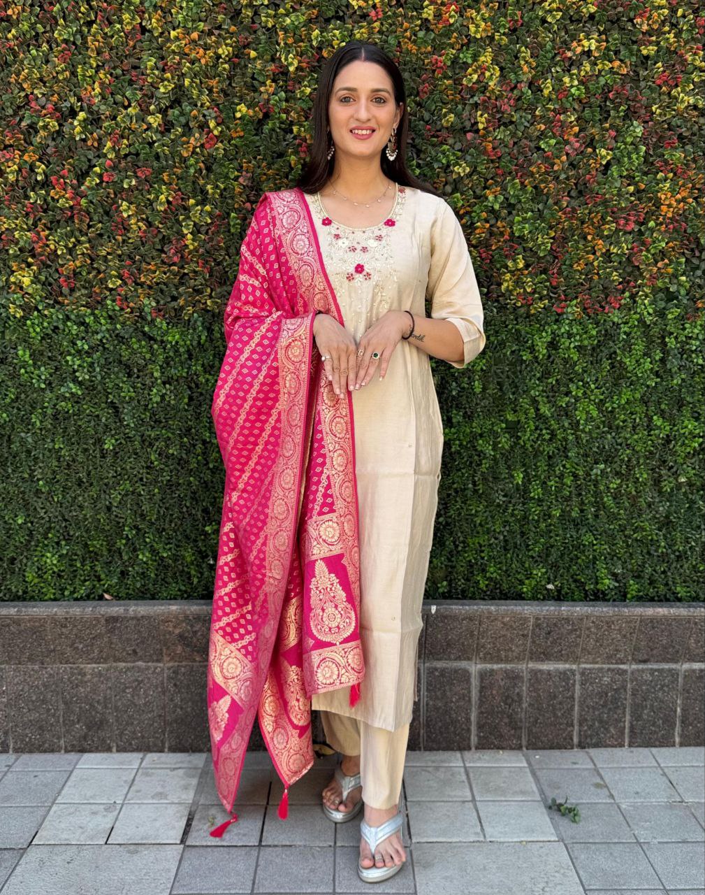 Lovely Cream Roman Silk Handworked Kurta Pant Dupatta Set - Ethnicwish