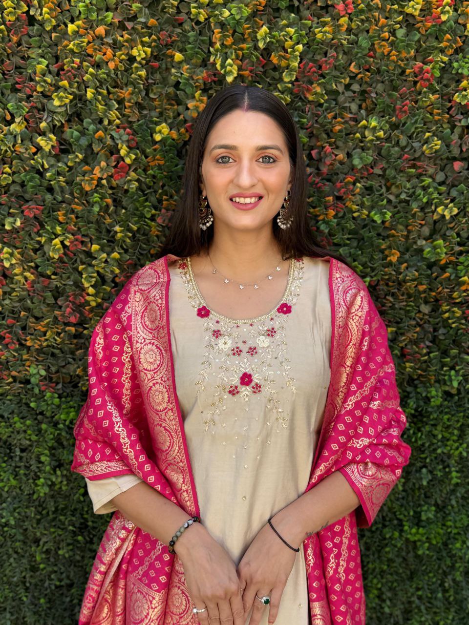 Lovely Cream Roman Silk Handworked Kurta Pant Dupatta Set - Ethnicwish