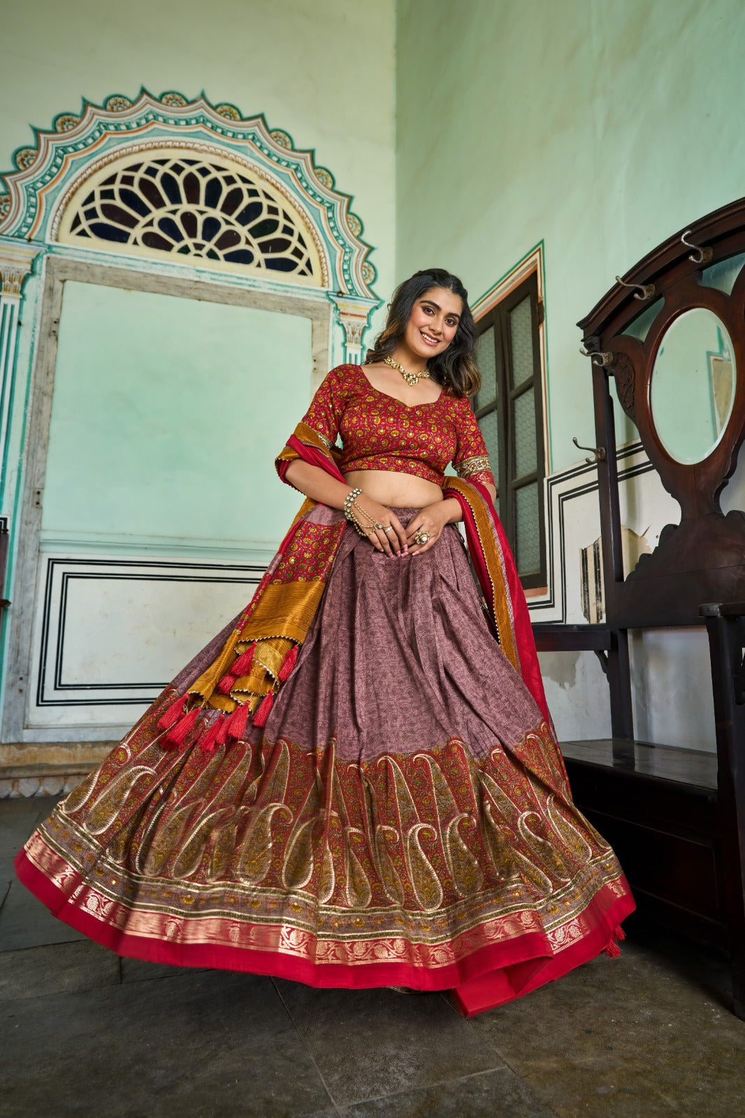 Chic Onion Tussar Silk Kashmiri Printed Lehenga Choli Set - Ethnicwish