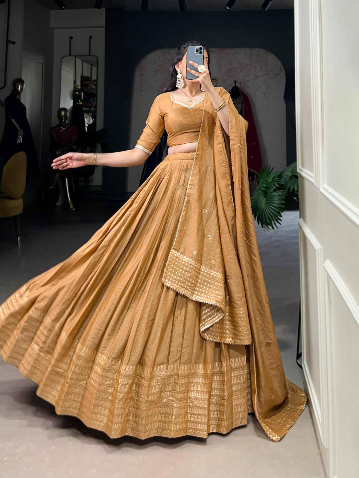 Resplendent Pure Chanderi Silk Zari Weaving Worked Lehenga Choli - ETHNICDEAL