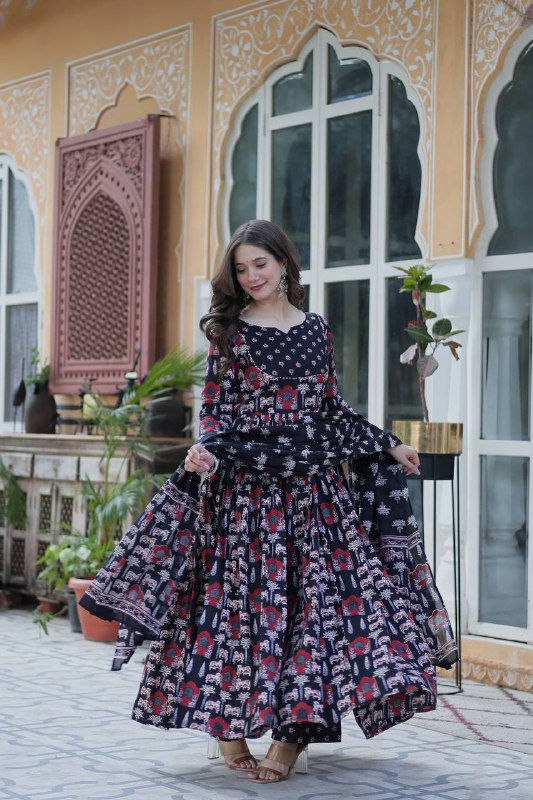 Elegant Pure Cotton Suit Set with Fancy Round Neck With Matching Dupatta - ETHNICDEAL