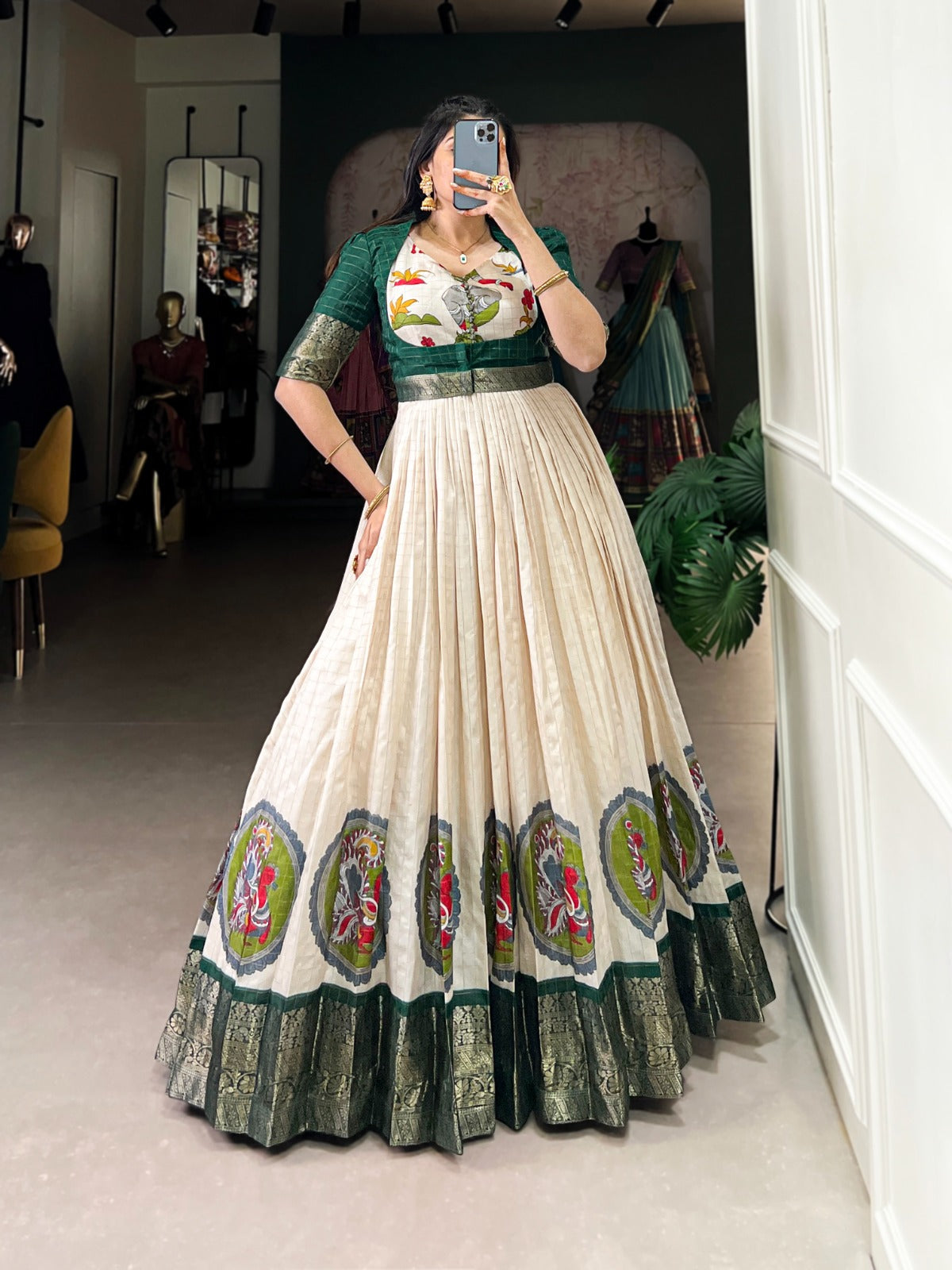 Radiant Dola Silk Kalamkari Printed Gown With Koti - Ethnicwish