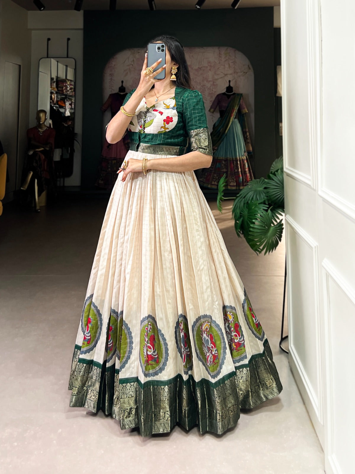 Radiant Dola Silk Kalamkari Printed Gown With Koti - Ethnicwish