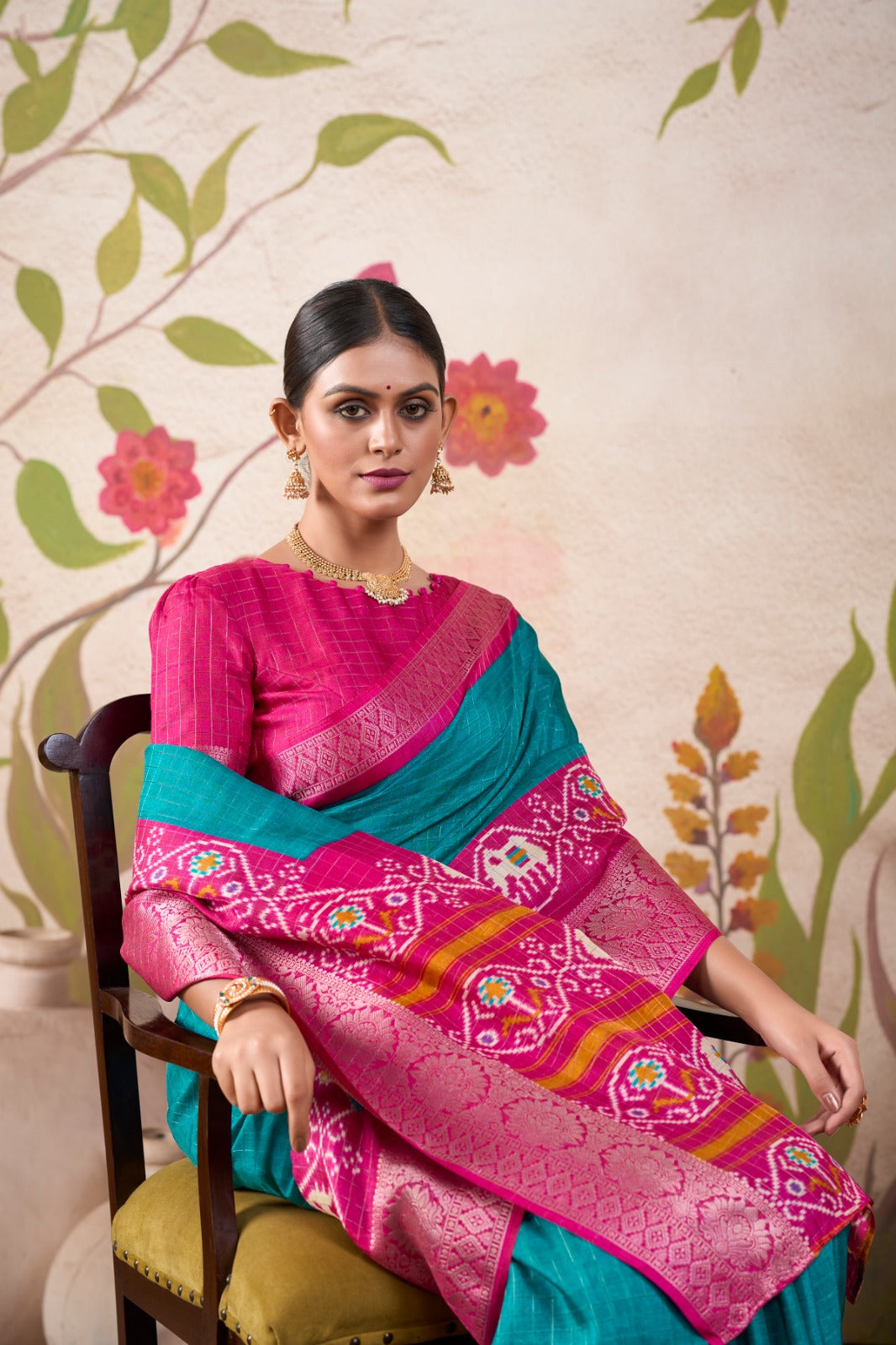 Graceful Tussar Chex Patola Printed Weaving Worked Saree - Ethnicwish