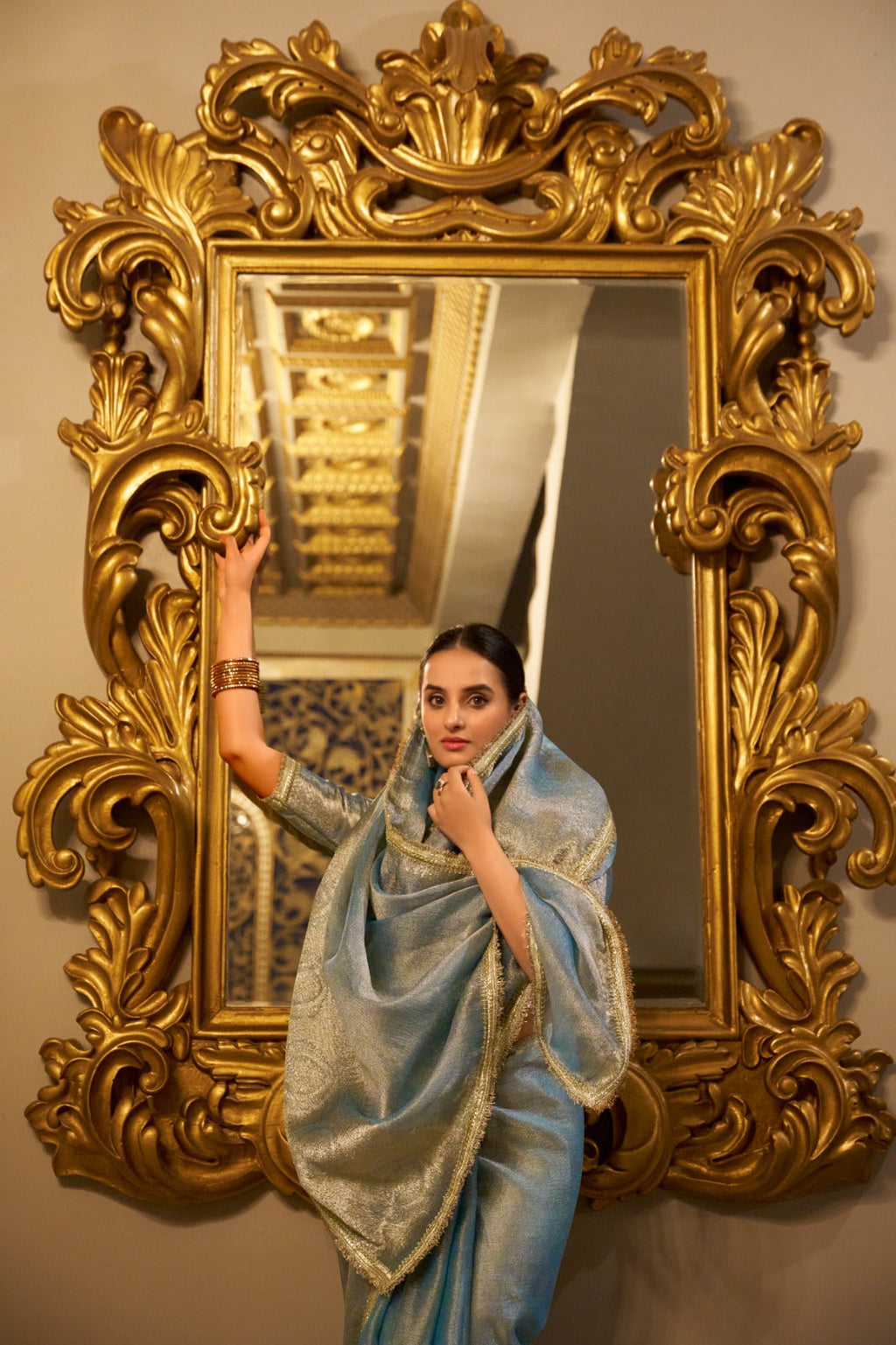 Elegant Tissue Shimmer Saree With Zari Weaving Work - ETHNICDEAL