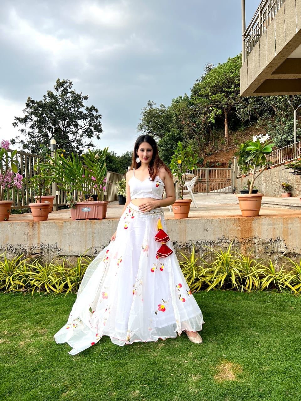 Arresting White Handprinted Organza Silk Lehenga Choli Set - Ethnicwish