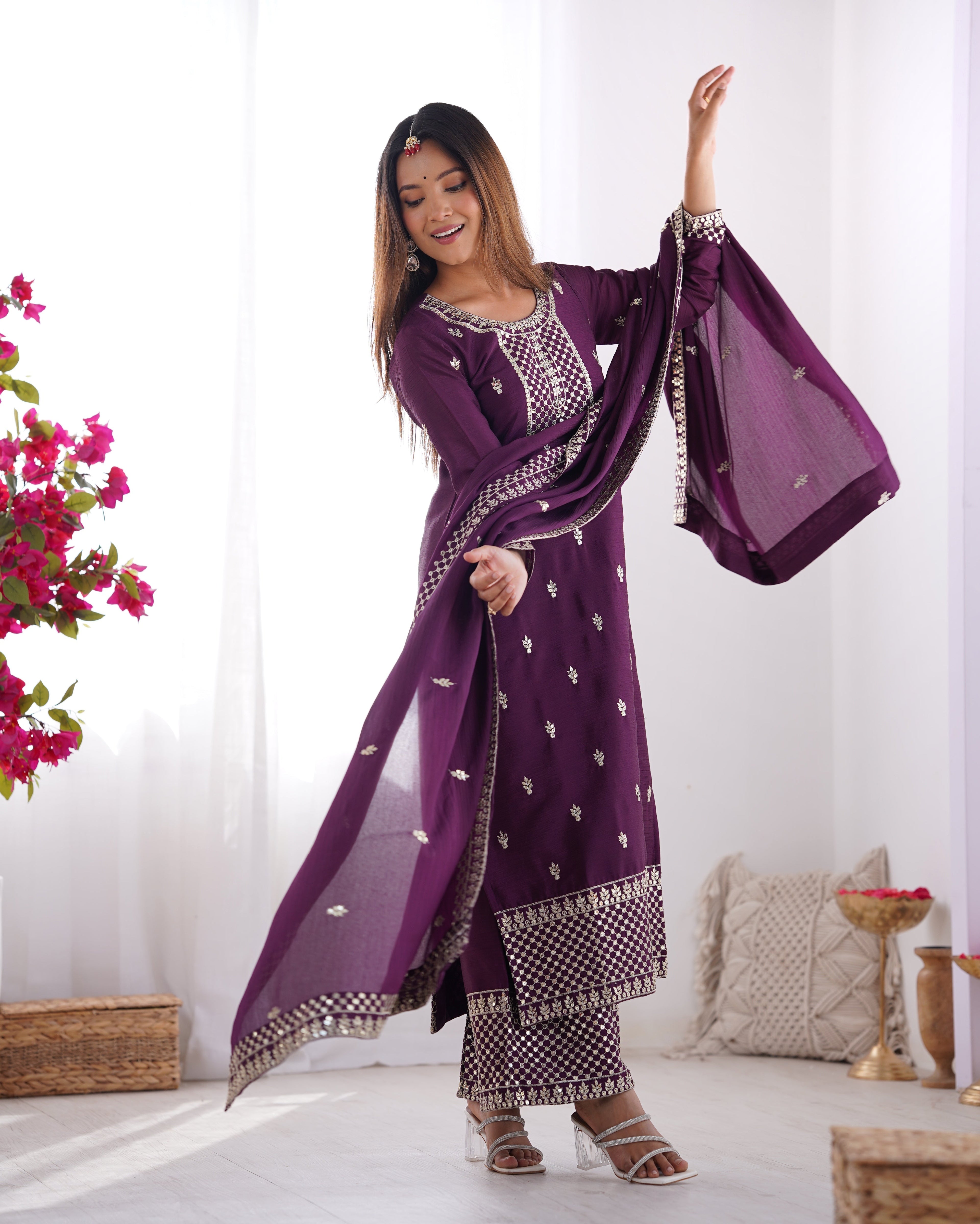 Elegant Embroidered Chinon Silk Kurta Set – A Touch of Royalty - ETHNICDEAL