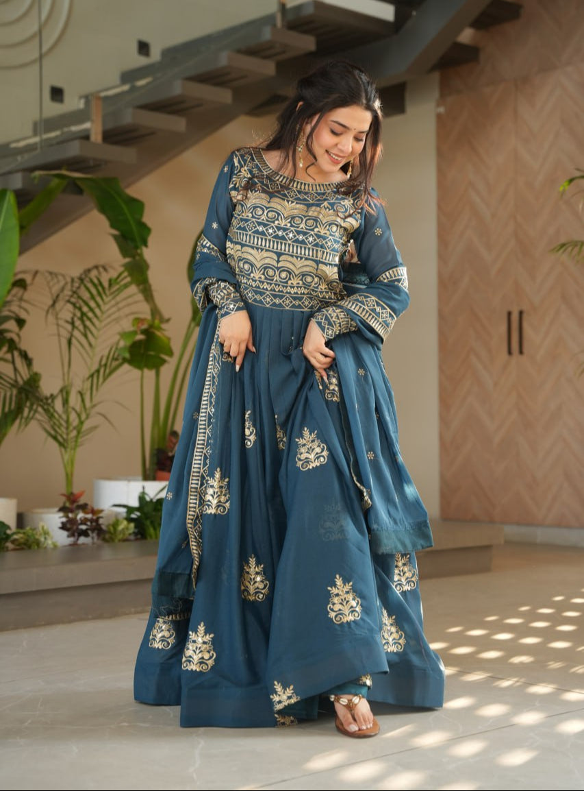 Chinnon Sequins & Beads Embroidered Gown Set With Dupatta - ETHNICDEAL