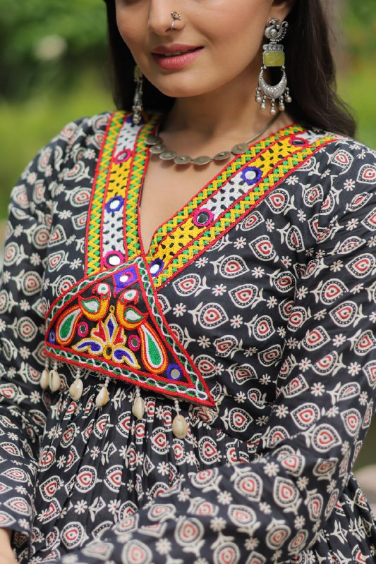 Ravishing Black Cotton Kutchi Gamthi Worked Navratri Gown - Ethnicwish