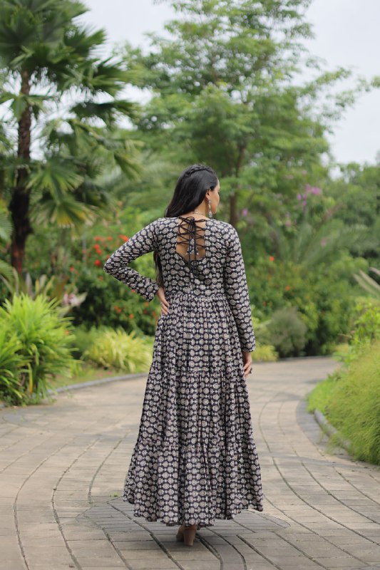 Ravishing Black Cotton Kutchi Gamthi Worked Navratri Gown - Ethnicwish