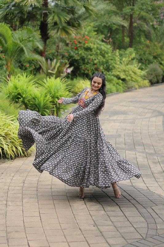 Ravishing Black Cotton Kutchi Gamthi Worked Navratri Gown - Ethnicwish