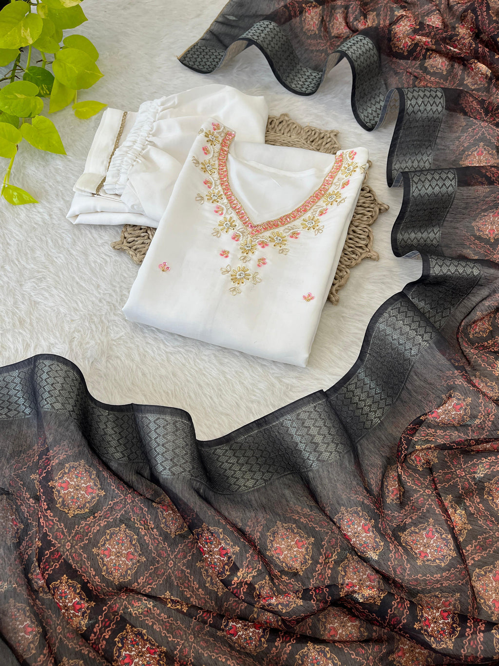 Chic White Roman Silk Handcrafted Anarkali Pant Suit - Ethnicwish