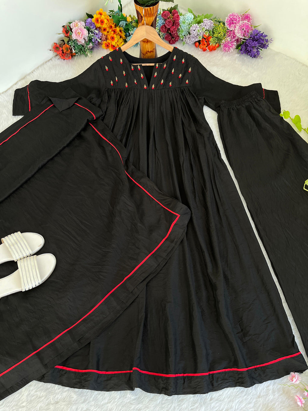 Winsome Black Viscose Chanderi Handworkd Anarkali Pant Suit - Ethnicwish