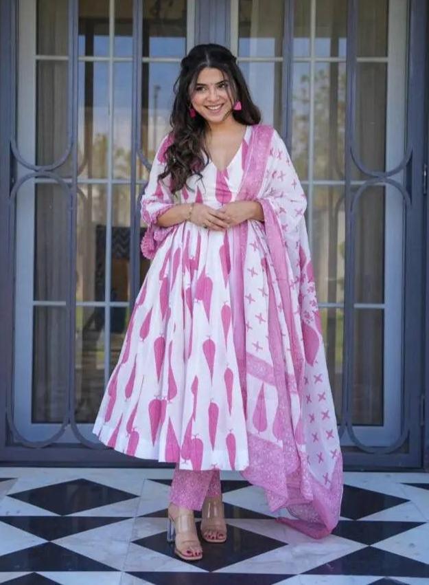 Fabulous Pure Cambric Cotton Digital Printed Anarkali Pant Suit - Ethnicwish