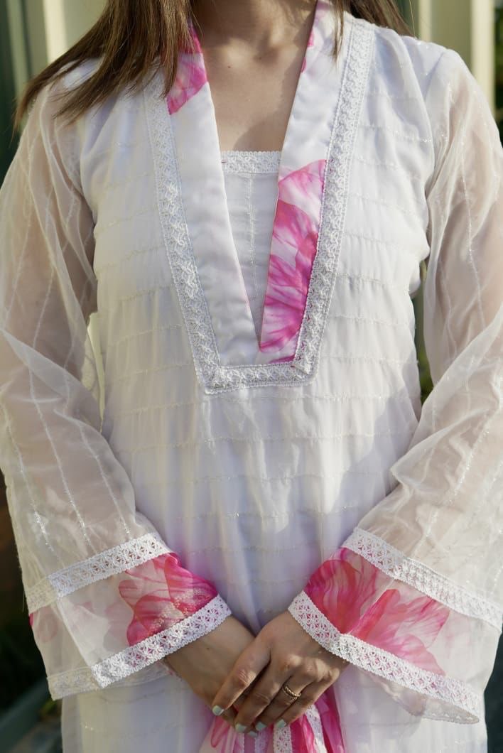 Posh White Organza Straight Kurta Pant With Dupatta Set - Ethnicwish