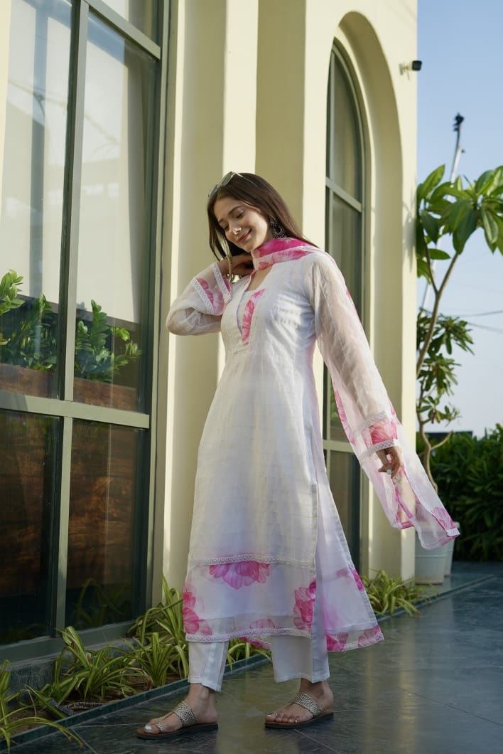 Posh White Organza Straight Kurta Pant With Dupatta Set - Ethnicwish