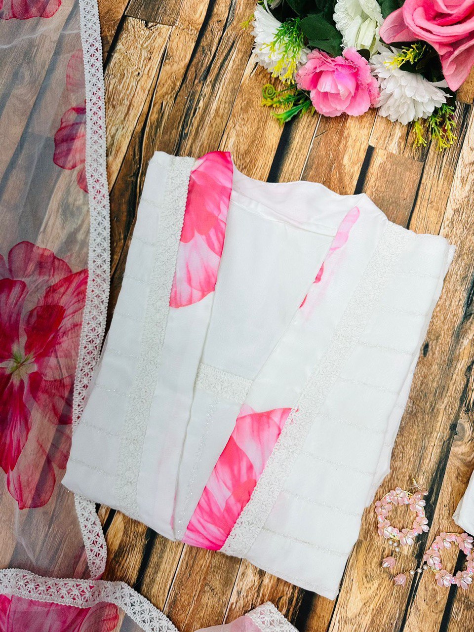 Posh White Organza Straight Kurta Pant With Dupatta Set - Ethnicwish